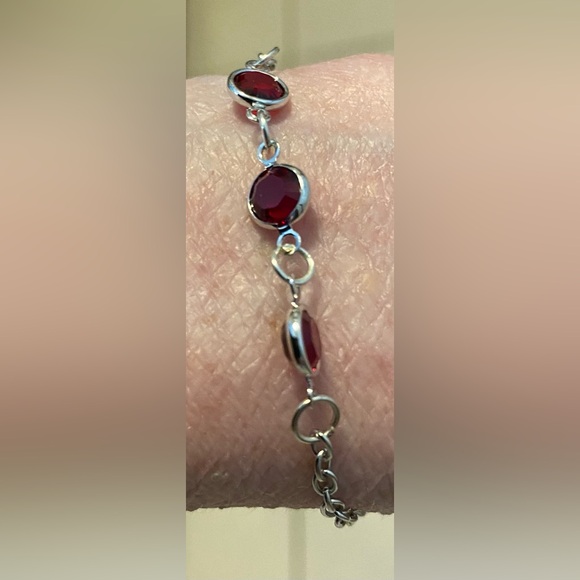 Swarovski Rivoli Siam Red Crystal bracelet NEW - Picture 8 of 12